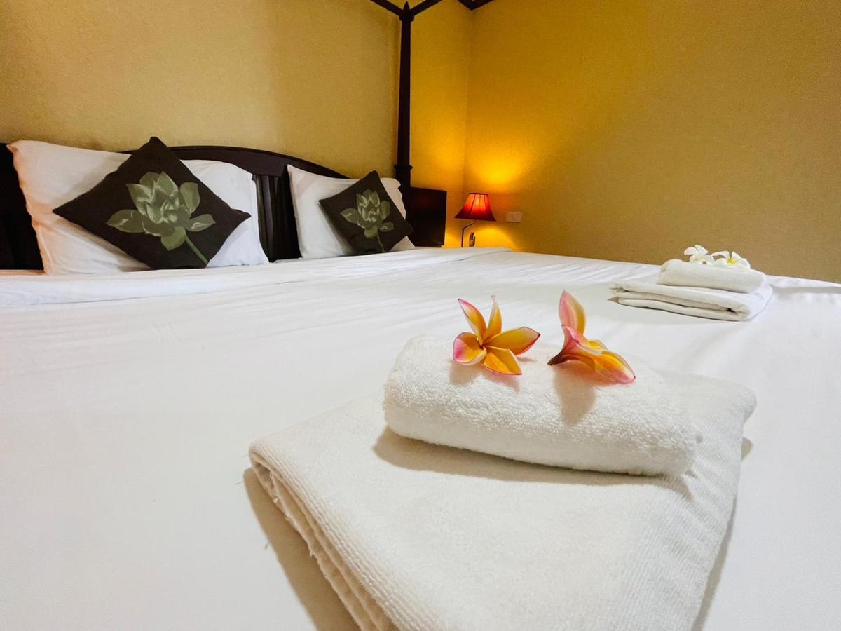 Na Thapae Chiangmai Hotel Чиангмай Екстериор снимка