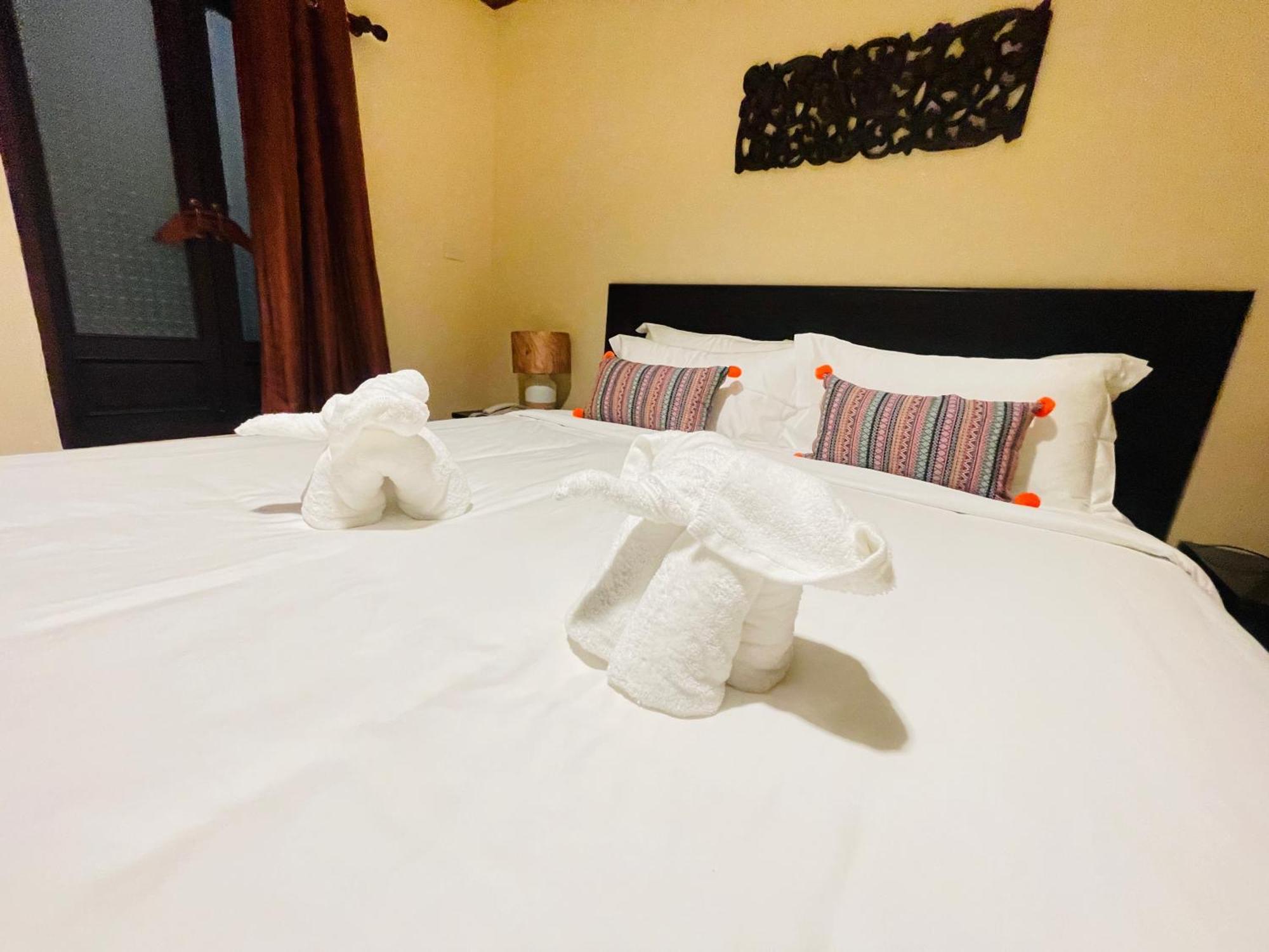 Na Thapae Chiangmai Hotel Чиангмай Екстериор снимка