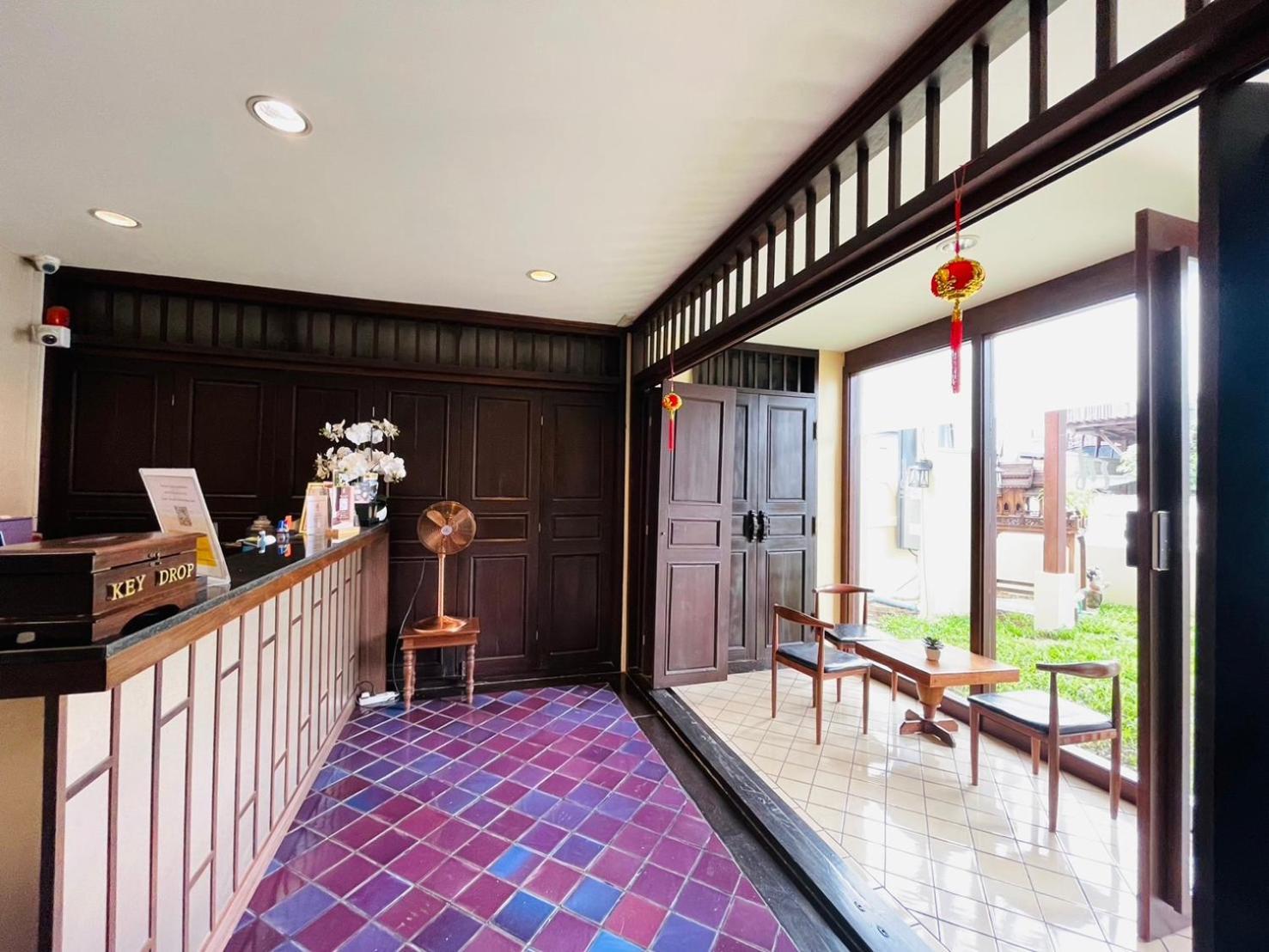 Na Thapae Chiangmai Hotel Чиангмай Екстериор снимка