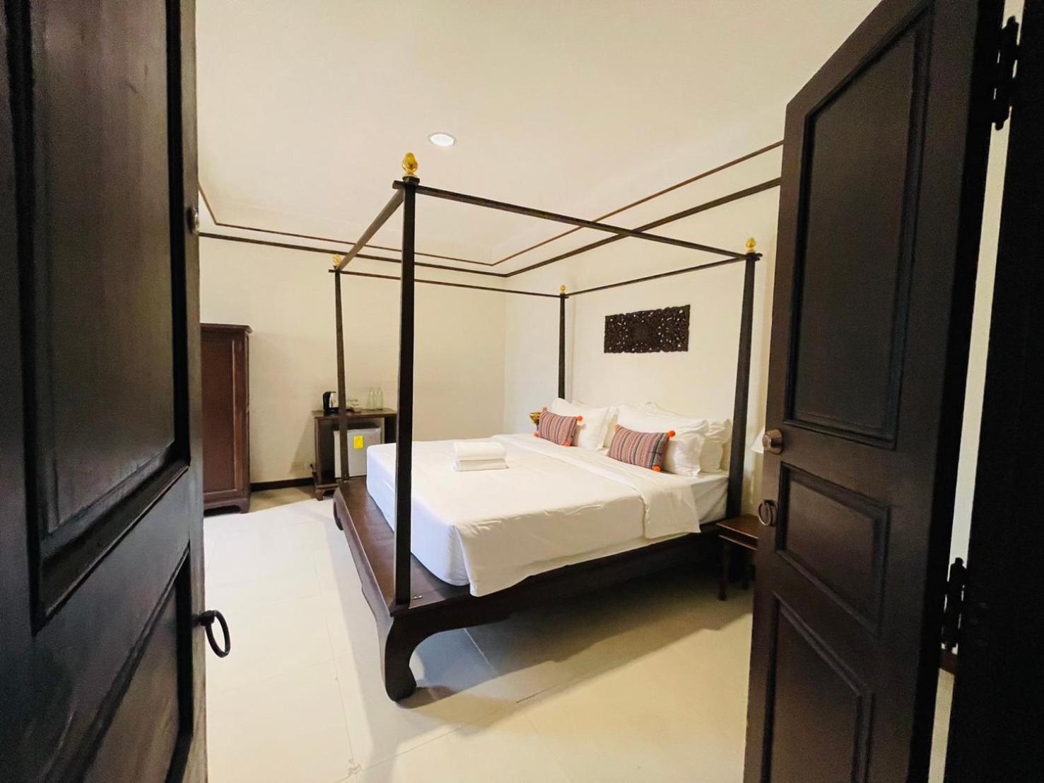 Na Thapae Chiangmai Hotel Чиангмай Екстериор снимка